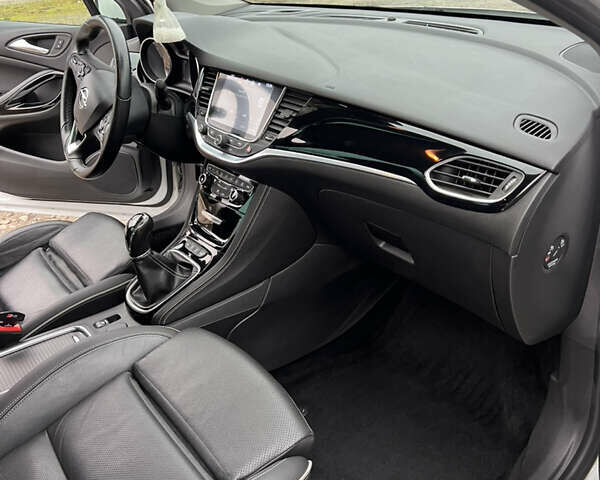 Белый Опель Астра, объемом двигателя 1.6 л и пробегом 224 тыс. км за 11999 $, фото 20 на Automoto.ua