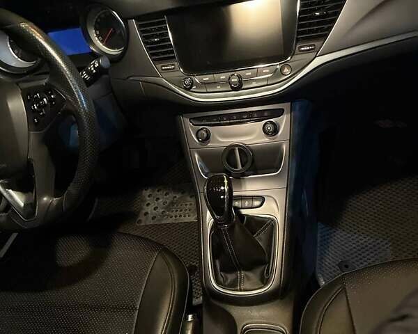 Белый Опель Астра, объемом двигателя 1.6 л и пробегом 175 тыс. км за 11500 $, фото 10 на Automoto.ua