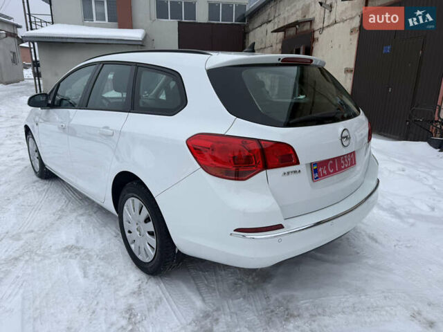 Белый Опель Астра, объемом двигателя 1.6 л и пробегом 198 тыс. км за 7500 $, фото 12 на Automoto.ua