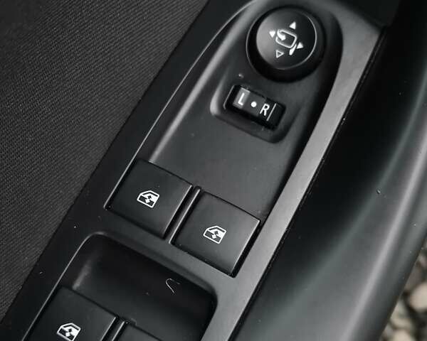 Білий Опель Астра, об'ємом двигуна 1.6 л та пробігом 182 тис. км за 12799 $, фото 28 на Automoto.ua