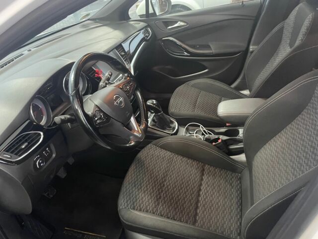 Белый Опель Астра, объемом двигателя 1.6 л и пробегом 221 тыс. км за 9500 $, фото 11 на Automoto.ua