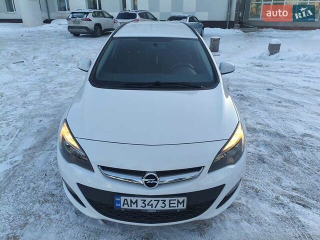 Белый Опель Астра, объемом двигателя 1.6 л и пробегом 227 тыс. км за 7700 $, фото 9 на Automoto.ua