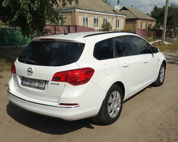 Белый Опель Астра, объемом двигателя 1.4 л и пробегом 76 тыс. км за 9600 $, фото 11 на Automoto.ua