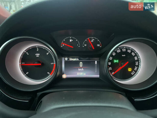 Белый Опель Астра, объемом двигателя 1.6 л и пробегом 221 тыс. км за 9500 $, фото 14 на Automoto.ua