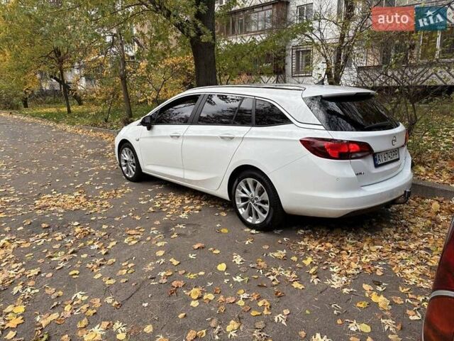 Белый Опель Астра, объемом двигателя 1.6 л и пробегом 175 тыс. км за 11500 $, фото 4 на Automoto.ua