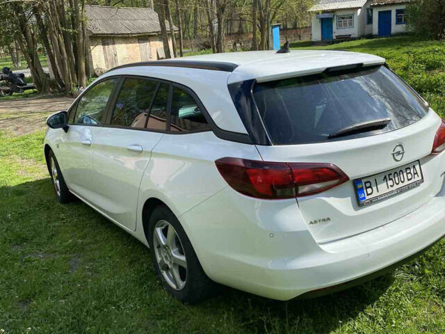 Белый Опель Астра, объемом двигателя 1.6 л и пробегом 310 тыс. км за 8600 $, фото 68 на Automoto.ua