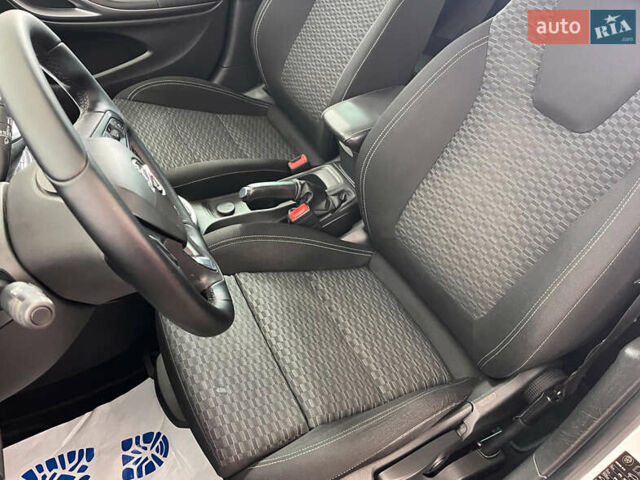 Белый Опель Астра, объемом двигателя 1.6 л и пробегом 181 тыс. км за 10550 $, фото 6 на Automoto.ua