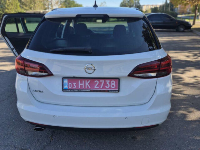 Білий Опель Астра, об'ємом двигуна 1.6 л та пробігом 210 тис. км за 9500 $, фото 4 на Automoto.ua
