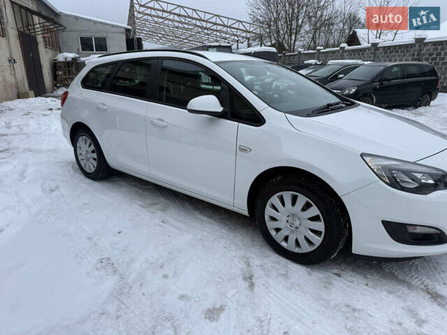 Белый Опель Астра, объемом двигателя 1.6 л и пробегом 198 тыс. км за 7500 $, фото 7 на Automoto.ua