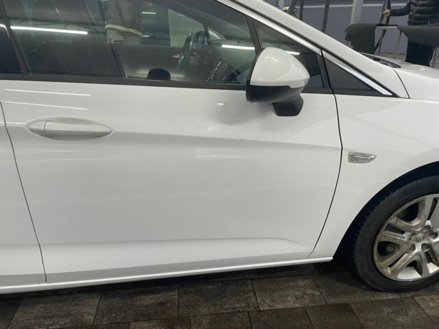 Белый Опель Астра, объемом двигателя 1.6 л и пробегом 221 тыс. км за 9500 $, фото 6 на Automoto.ua