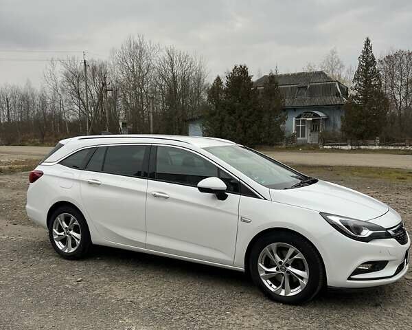 Белый Опель Астра, объемом двигателя 1.6 л и пробегом 224 тыс. км за 11400 $, фото 2 на Automoto.ua