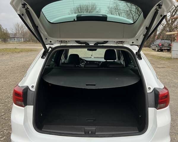 Белый Опель Астра, объемом двигателя 1.6 л и пробегом 224 тыс. км за 11400 $, фото 11 на Automoto.ua