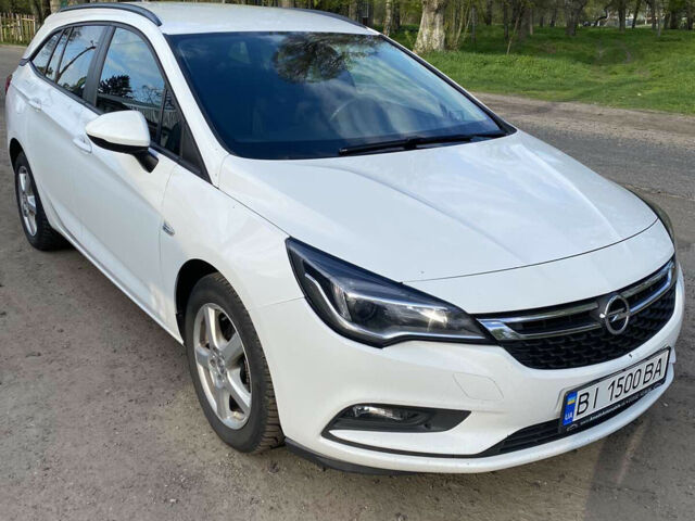 Белый Опель Астра, объемом двигателя 1.6 л и пробегом 310 тыс. км за 8600 $, фото 25 на Automoto.ua