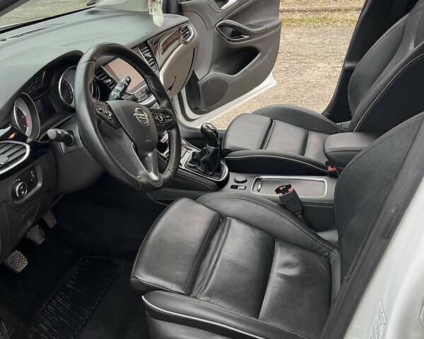 Белый Опель Астра, объемом двигателя 1.6 л и пробегом 224 тыс. км за 11400 $, фото 15 на Automoto.ua