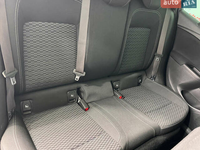 Белый Опель Астра, объемом двигателя 1.6 л и пробегом 181 тыс. км за 10550 $, фото 9 на Automoto.ua