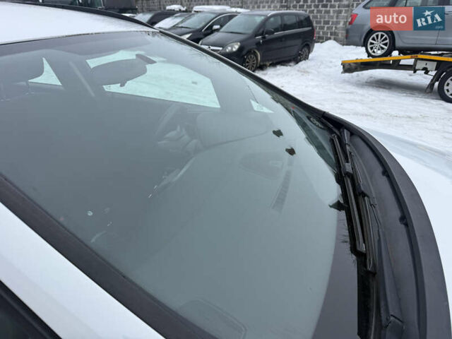 Белый Опель Астра, объемом двигателя 1.6 л и пробегом 198 тыс. км за 7500 $, фото 18 на Automoto.ua