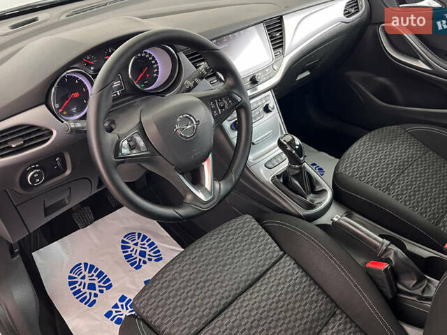 Белый Опель Астра, объемом двигателя 1.6 л и пробегом 181 тыс. км за 10550 $, фото 5 на Automoto.ua