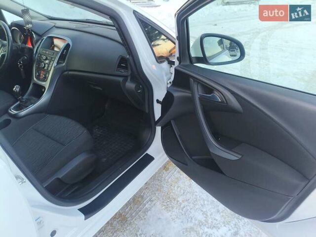 Белый Опель Астра, объемом двигателя 1.6 л и пробегом 227 тыс. км за 7700 $, фото 20 на Automoto.ua