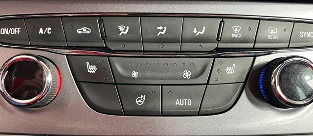 Белый Опель Астра, объемом двигателя 1.6 л и пробегом 182 тыс. км за 10550 $, фото 17 на Automoto.ua