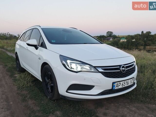 Білий Опель Астра, об'ємом двигуна 1.6 л та пробігом 208 тис. км за 9300 $, фото 1 на Automoto.ua