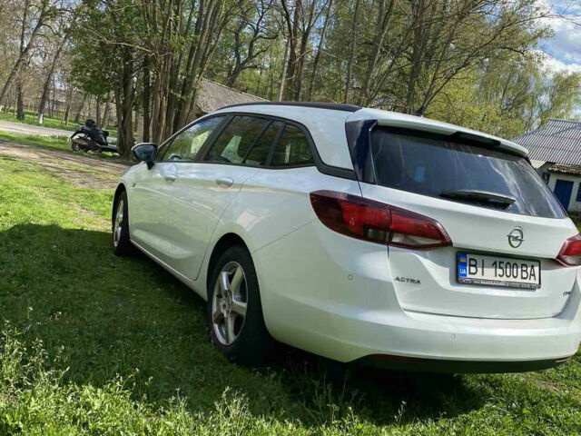 Белый Опель Астра, объемом двигателя 1.6 л и пробегом 310 тыс. км за 8600 $, фото 73 на Automoto.ua