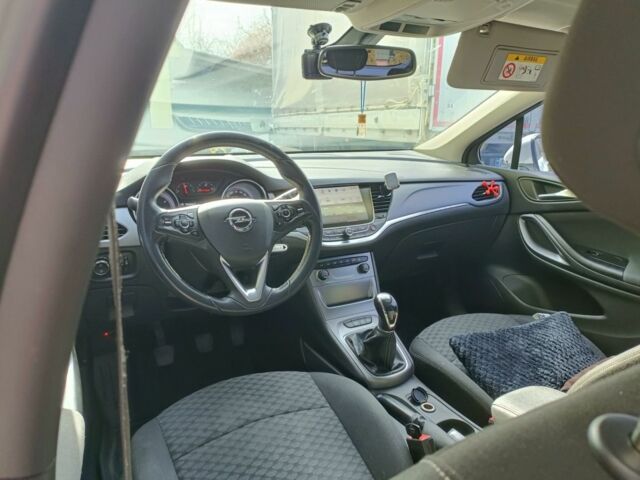 Белый Опель Астра, объемом двигателя 1.6 л и пробегом 185 тыс. км за 9400 $, фото 11 на Automoto.ua