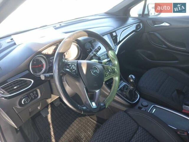 Белый Опель Астра, объемом двигателя 1.6 л и пробегом 270 тыс. км за 10200 $, фото 6 на Automoto.ua