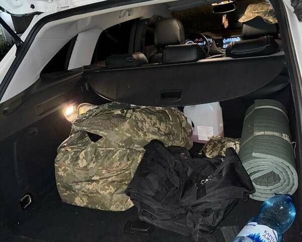 Белый Опель Астра, объемом двигателя 1.6 л и пробегом 175 тыс. км за 11500 $, фото 13 на Automoto.ua