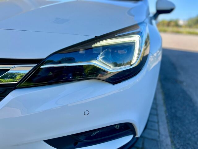 Белый Опель Астра, объемом двигателя 1.6 л и пробегом 197 тыс. км за 11250 $, фото 10 на Automoto.ua