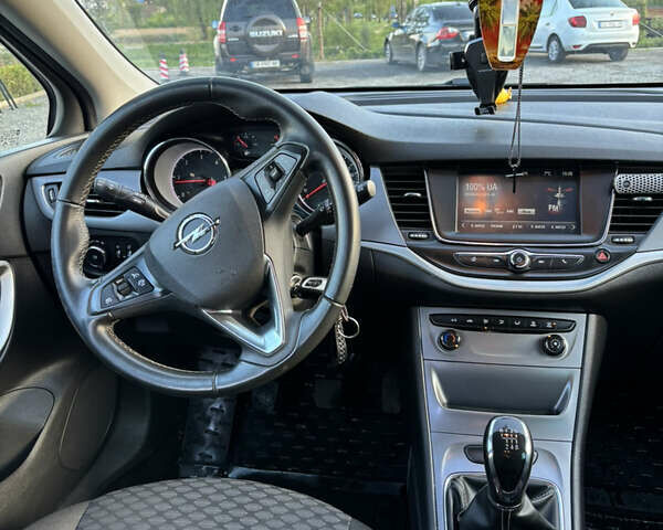 Белый Опель Астра, объемом двигателя 1.6 л и пробегом 205 тыс. км за 9900 $, фото 22 на Automoto.ua