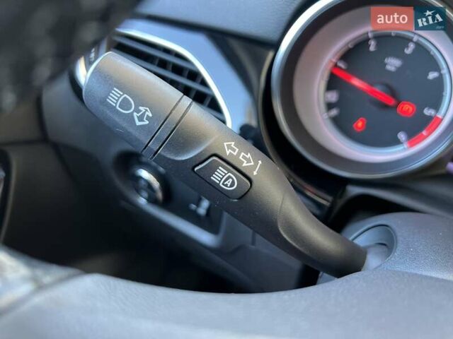 Белый Опель Астра, объемом двигателя 1.6 л и пробегом 196 тыс. км за 11250 $, фото 36 на Automoto.ua