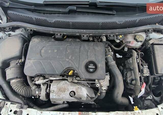 Білий Опель Астра, об'ємом двигуна 1.6 л та пробігом 179 тис. км за 13200 $, фото 29 на Automoto.ua