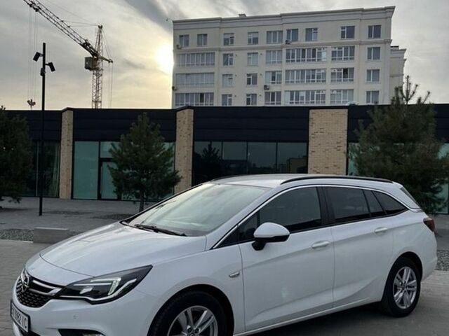 Білий Опель Астра, об'ємом двигуна 1.6 л та пробігом 145 тис. км за 10000 $, фото 3 на Automoto.ua