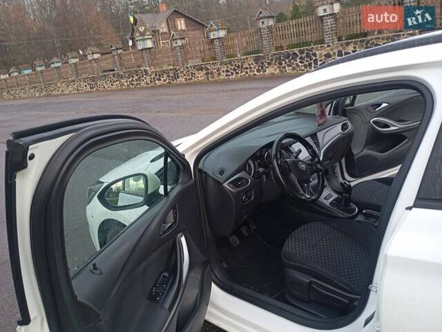 Білий Опель Астра, об'ємом двигуна 1.6 л та пробігом 203 тис. км за 9900 $, фото 7 на Automoto.ua