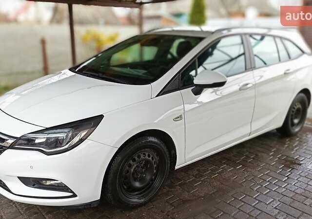 Белый Опель Астра, объемом двигателя 1.6 л и пробегом 160 тыс. км за 11800 $, фото 2 на Automoto.ua