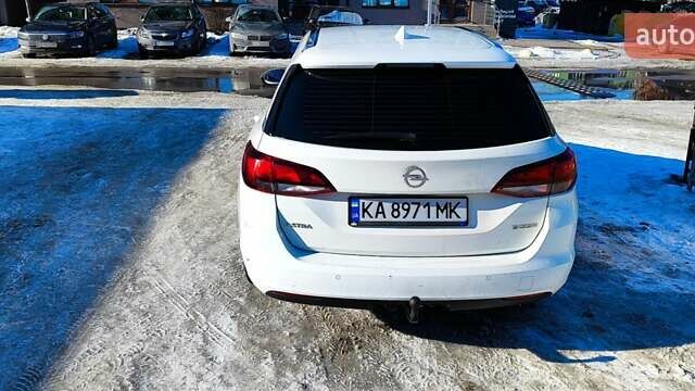Белый Опель Астра, объемом двигателя 1.6 л и пробегом 241 тыс. км за 10900 $, фото 5 на Automoto.ua