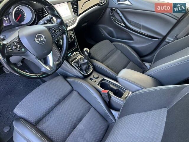 Белый Опель Астра, объемом двигателя 1.6 л и пробегом 196 тыс. км за 11250 $, фото 27 на Automoto.ua