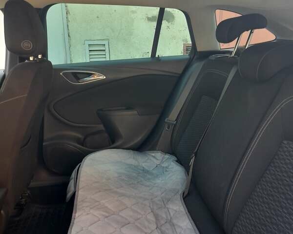 Білий Опель Астра, об'ємом двигуна 1.6 л та пробігом 212 тис. км за 10000 $, фото 18 на Automoto.ua