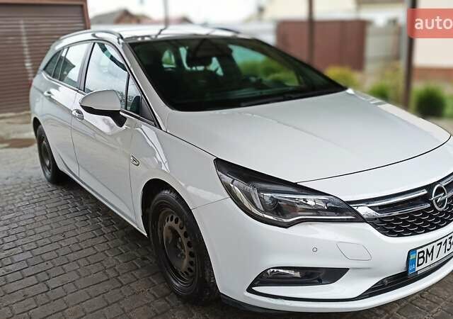 Белый Опель Астра, объемом двигателя 1.6 л и пробегом 160 тыс. км за 11800 $, фото 4 на Automoto.ua