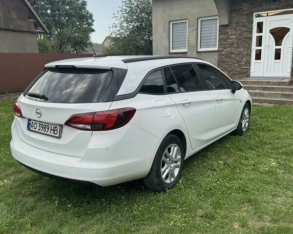 Білий Опель Астра, об'ємом двигуна 1.6 л та пробігом 192 тис. км за 8900 $, фото 2 на Automoto.ua