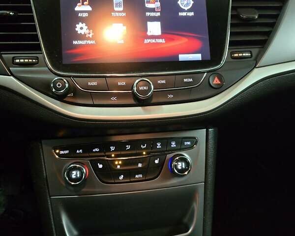 Опель Астра 2017 в Бердичеве на Automoto.ua Белый Опель Астра, объемом двигателя 1.6 л и пробегом 169 тыс. км за 8800 $, фото 12 на Automoto.ua