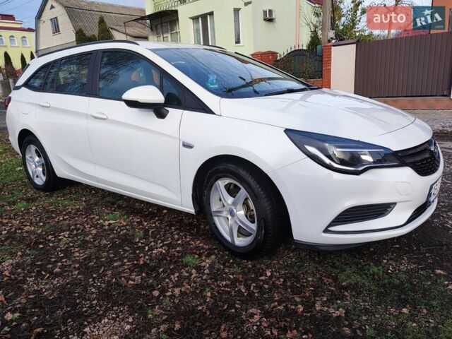 Білий Опель Астра, об'ємом двигуна 1.6 л та пробігом 184 тис. км за 9700 $, фото 9 на Automoto.ua