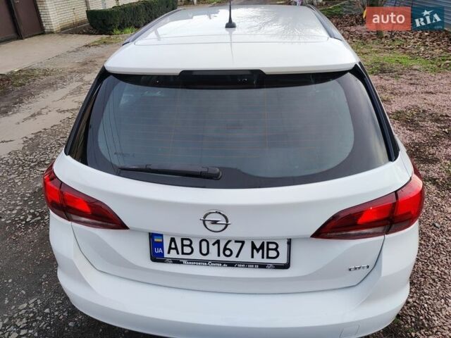Білий Опель Астра, об'ємом двигуна 1.6 л та пробігом 185 тис. км за 9500 $, фото 5 на Automoto.ua