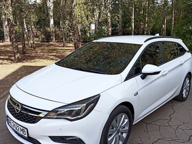 Білий Опель Астра, об'ємом двигуна 1.6 л та пробігом 243 тис. км за 9300 $, фото 1 на Automoto.ua