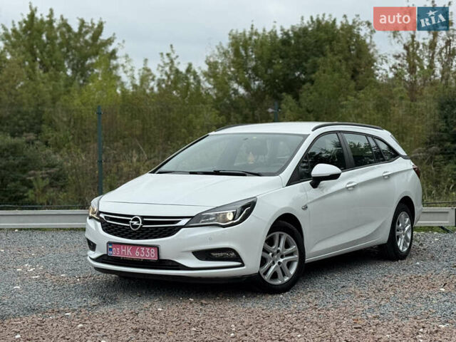 Белый Опель Астра, объемом двигателя 1.6 л и пробегом 182 тыс. км за 9999 $, фото 41 на Automoto.ua