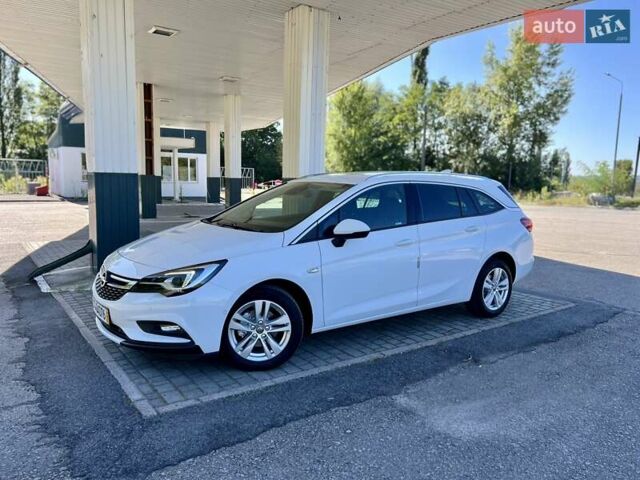 Белый Опель Астра, объемом двигателя 1.6 л и пробегом 196 тыс. км за 11250 $, фото 2 на Automoto.ua