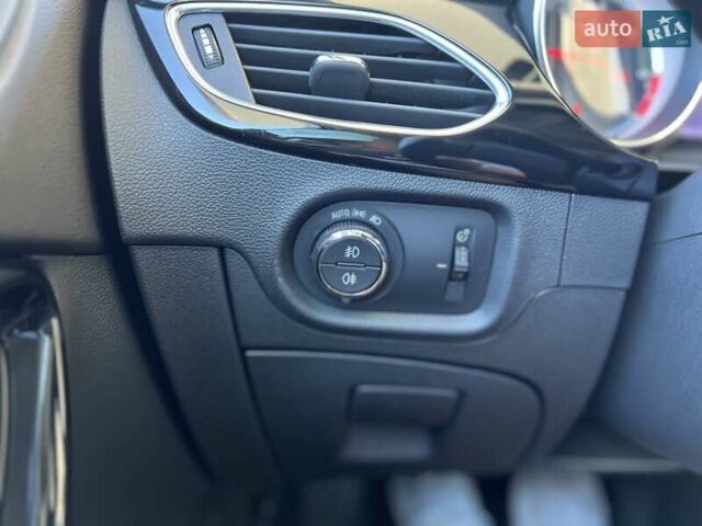 Белый Опель Астра, объемом двигателя 1.6 л и пробегом 196 тыс. км за 11250 $, фото 37 на Automoto.ua