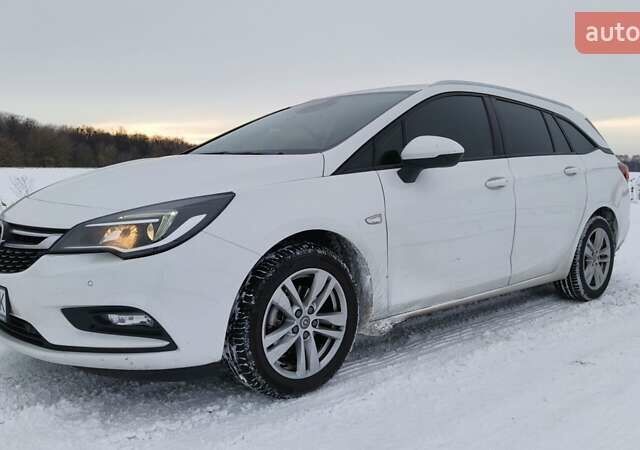 Білий Опель Астра, об'ємом двигуна 1.6 л та пробігом 179 тис. км за 13200 $, фото 3 на Automoto.ua