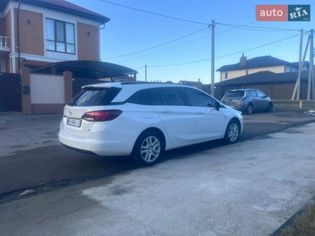Білий Опель Астра, об'ємом двигуна 1.6 л та пробігом 240 тис. км за 10500 $, фото 4 на Automoto.ua