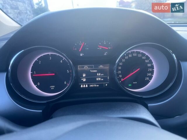 Білий Опель Астра, об'ємом двигуна 1.6 л та пробігом 240 тис. км за 10500 $, фото 17 на Automoto.ua